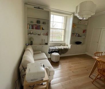 2 Bed Flat, Gloucester Row, BS8 - Photo 1