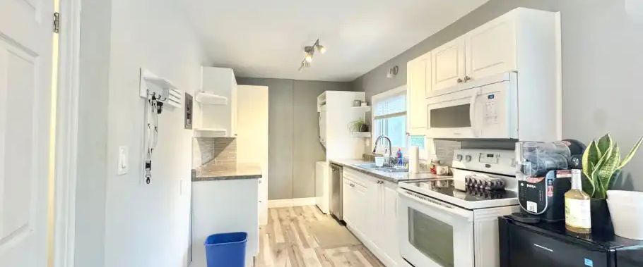 3-323 Main St, Cambridge, Ontario N1R 1Y4 | 323 Main Street, Cambridge - Photo 1