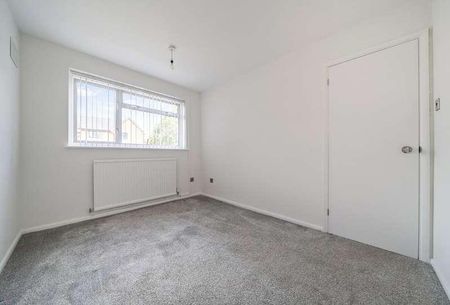 Brisbane, Stonehouse, GL10 - Photo 4