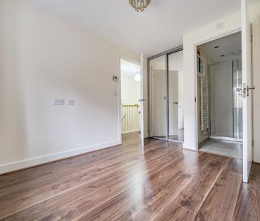 3 bedroom semi-detached house to rent - Photo 4