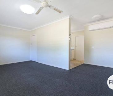 TIDY CENTRAL UNIT! - Photo 4