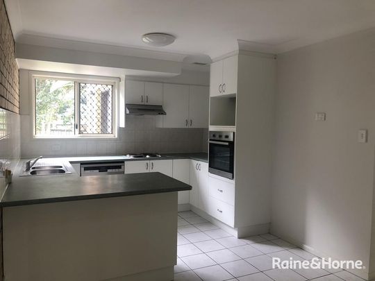 Two-Storey Family home - Photo 1