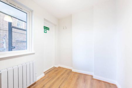 Studio to rent - Photo 5