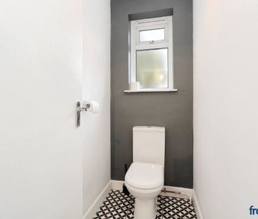 Sandbanks Road, Lilliput, Poole - Photo 3