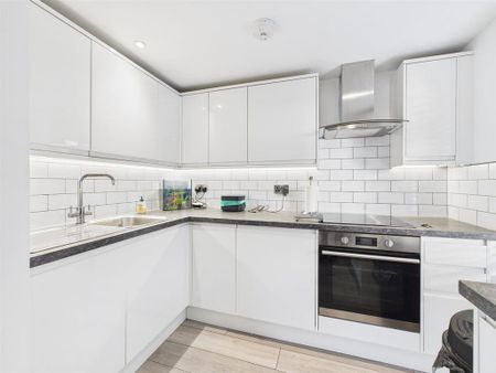 1 bedroom flat to rent - Photo 5