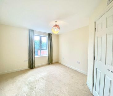 2 bedroom Flat To Let - Photo 5
