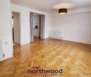 St Matthews Close, Newtown, Exeter, EX1 - Photo 4