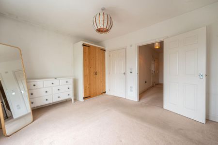 2 bedroom maisonette to rent - Photo 5