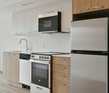 29 Robinson Ave - Photo 1