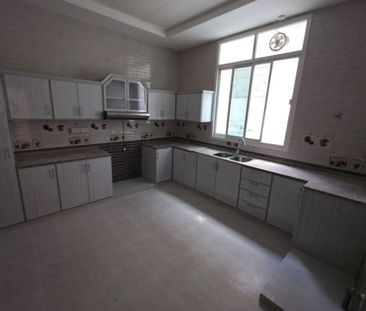 Best luxury townhouse villa in Al Muwaihat area, A - Photo 2