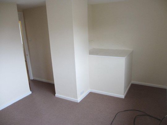 Lichfield Walk, WORKSOP - Photo 1