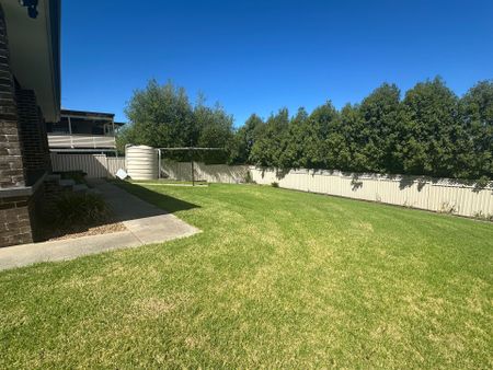 Spacious and Inviting Home! - Photo 4