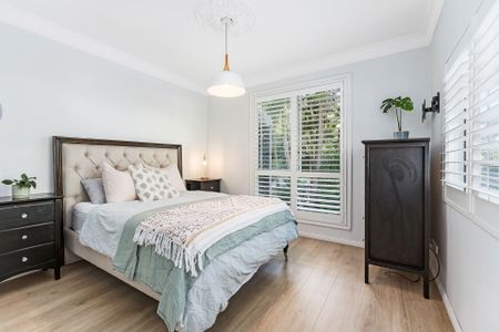 Beautiful Coastal Home - Photo 5