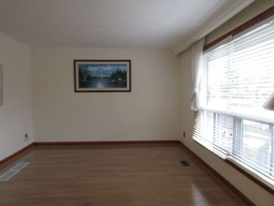 For Lease - 21 Black Creek Boulevard, Toronto, Ontario - Photo 1