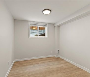 For Lease - 2 Pipers Green Court Unit# 3, Kitchener, Ontario - Photo 2