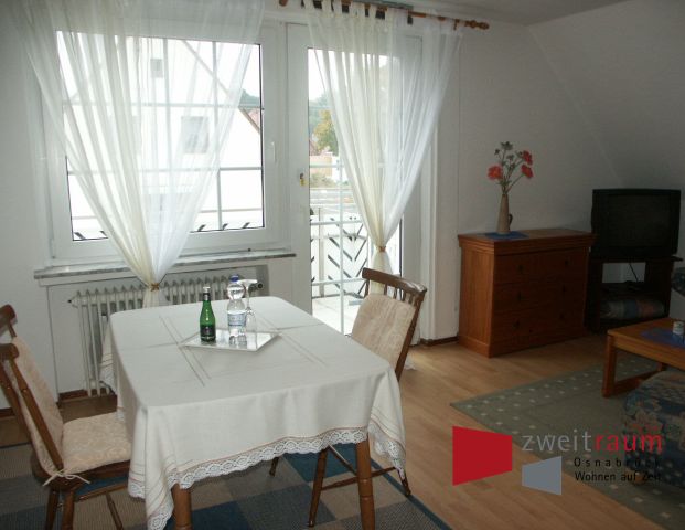 Hollage, solide eingerichtete 2-ZKB-Wohnung mit super Balkon in ruhiger Lage - Photo 1