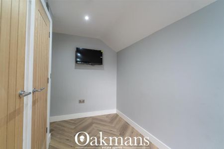 3 bedroom maisonette to rent - Photo 2