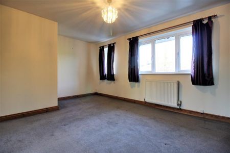 2 bedroom end of terrace house to rent - Photo 4
