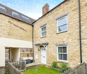 2 bedroom terraced house to rent - Photo 4