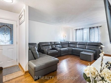 For Lease - 23 Hazelglen Court, Brampton, Ontario - Photo 2