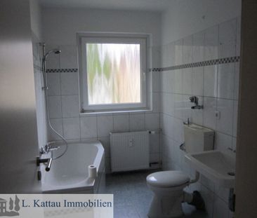 M 06 SCHWANEWEDE -gepflegte 3 Zimmerwohnung im 2. OG mit einem Balkon- - Photo 5