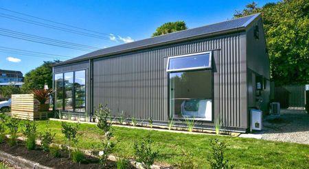 Modern Two Bedroom Home near to hospital - Photo 3