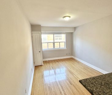 For Lease - 9 Thirty Third Street Unit# 306, Toronto, Ontario - Photo 3