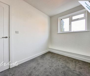 4 bedroom detached bungalow to rent - Photo 5