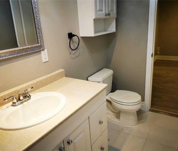 For Lease - 14 Greenhill Avenue Unit# Bsmt, Richmond Hill, Ontario - Photo 2