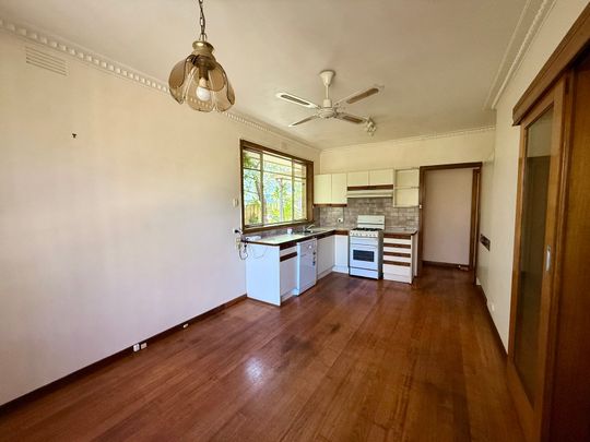 22 Lascelles Avenue, Viewbank - Photo 1