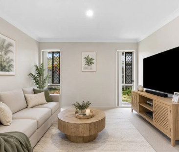 Low Maintenance Family Home In Pacific Pines - Photo 2
