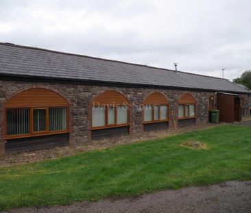 3 bedroom barn conversion to rent - Photo 5