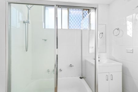 1/25-27 Astbury St, New Lambton NSW 2305 - Apartment For Rent | Domain - Photo 5