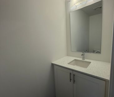 For Lease - 17 Lytham Green Circle Unit# 23, Newmarket, Ontario - Photo 6