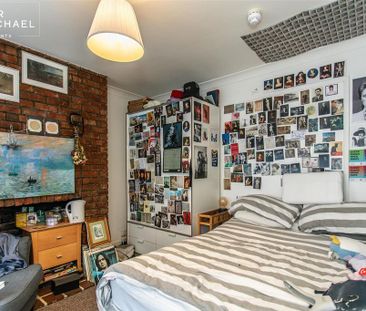 8 bedroom terraced house to rent - Photo 4