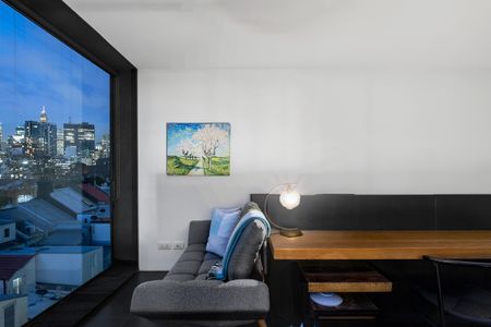 International Award Winning Architectural Sanctuary - Offered Fully Furnished - Photo 5