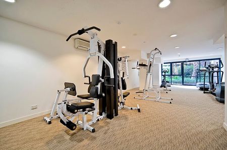 Victoria Gardens.......Great Location - Photo 5