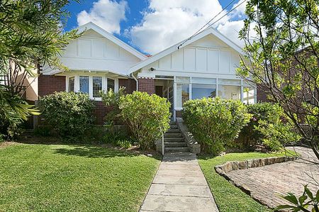 51 Dalmeny Road, Northbridge NSW 2063 - House For Rent | Domain - Photo 5