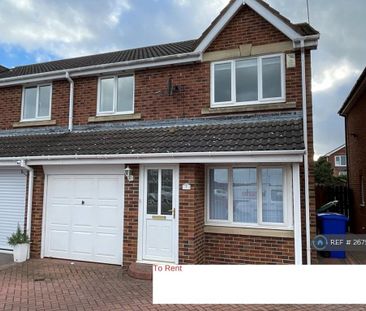 3 bedroom semi-detached house to rent - Photo 5