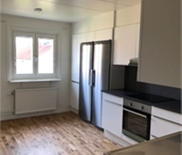 Kullavägen 45 - Photo 2