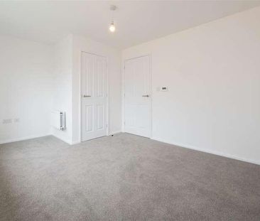 Bridges Close, Ferriby Fields, Grimsby - Photo 3