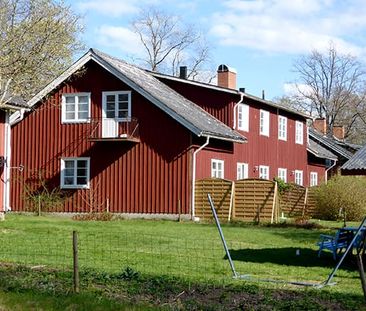 Mysig tvåa med snedtak och balkong - Photo 1