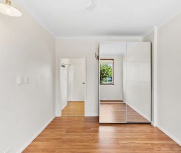 Charming 3 x 1 with Huge Powered Shed & Side Access - Photo 5