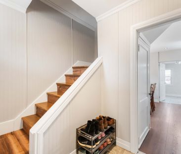 For Lease - 54 Weir Street, Hamilton, Ontario - Photo 2