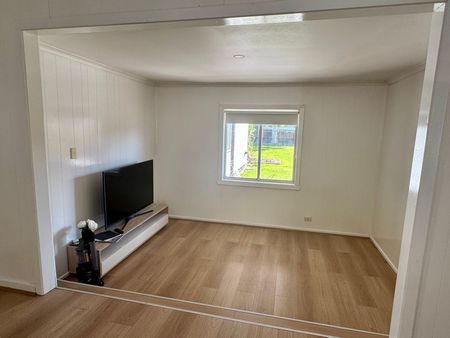 Renovated Delight! - Photo 5