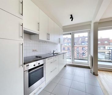 Appartement - à louer - Photo 3