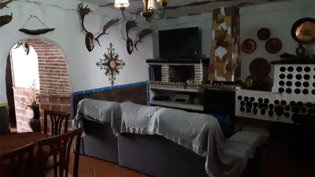 Casa adosada de alquiler en Calle Calle de Doctor Andres Muñoz, 28, Cazalla de la Sierra - Photo 1