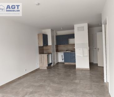 Location Appartement 2 pièces 46m² BEAUVAIS 60000 - Photo 3