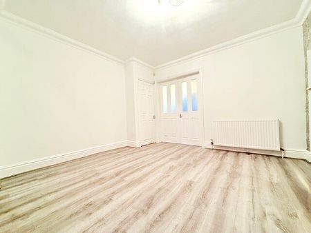 3 bedroom house to rent - Photo 2
