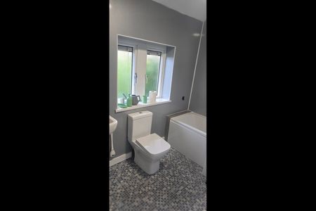 3 Bed Semi-Detached House, Easterly Road, LS8 - Photo 5